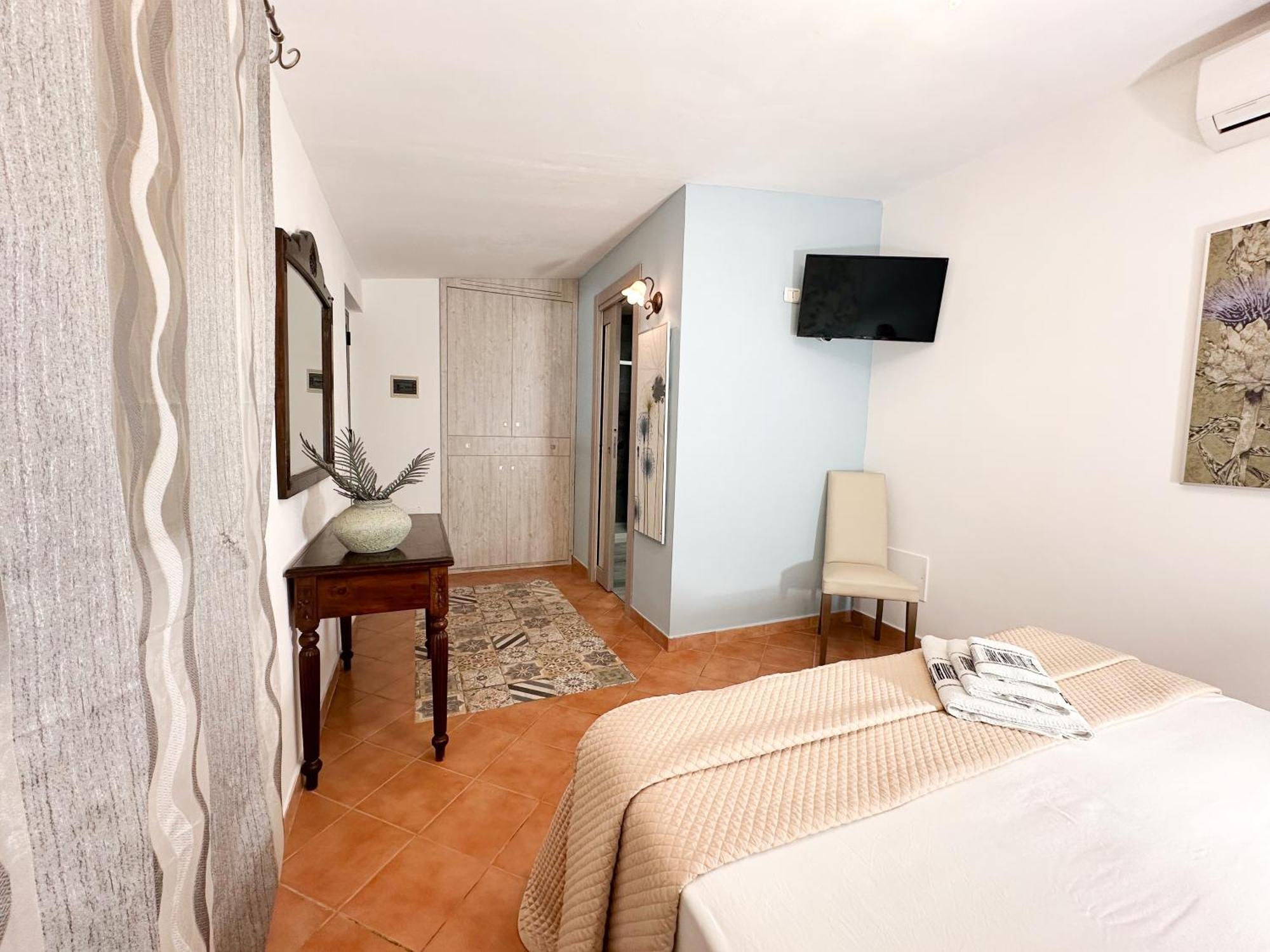 Costa House *